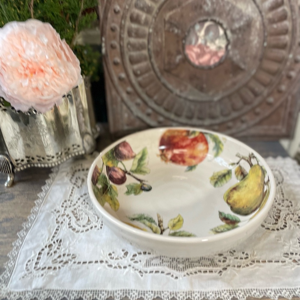 Vintage Pier 1 Verona fruit white ceramic stoneware 8” bowl French Country